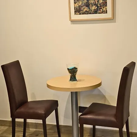 Luxor מלון 3*