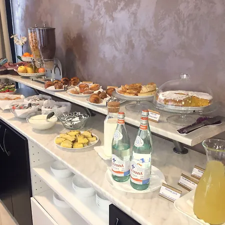 卢克索佛罗伦萨酒店 酒店