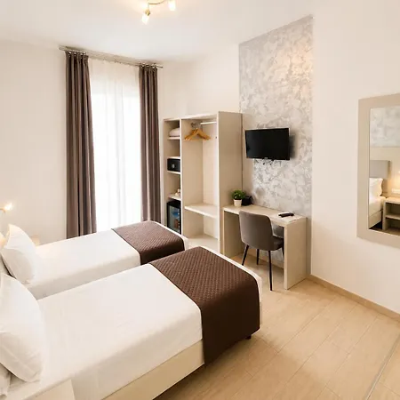 Hotel Luxor 3*